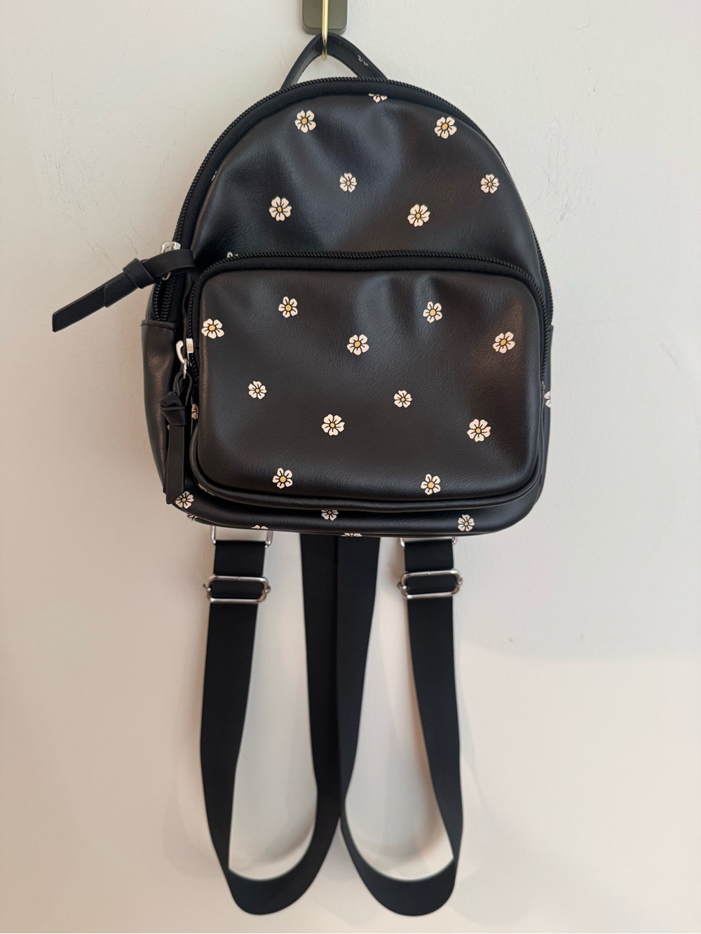 Target art class kids mini backpack nwt